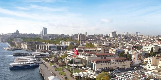 Bahçeşehir Üniversitesi Koronavirüs nedeniyle uzaktan eğitime geçti