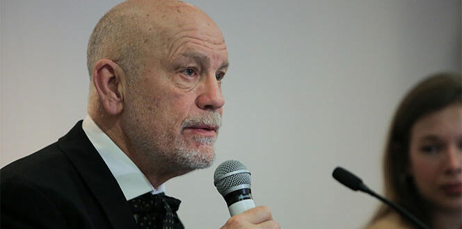 Turkcell Platinum ayrıcalıklı gecelere John Malkovich ile başlıyor